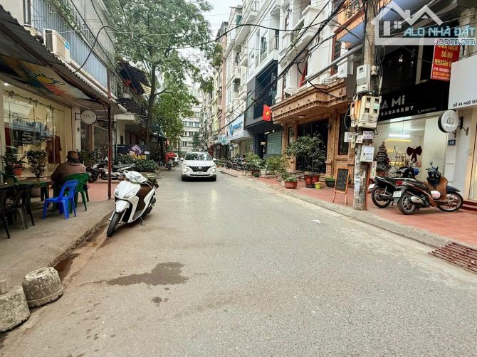 Phân lô ngõ 157 Pháo Đài Láng, vỉa hè, ô tô tránh đỗ, KD, 2 thoáng, cho thuê T1 15tr - 53m