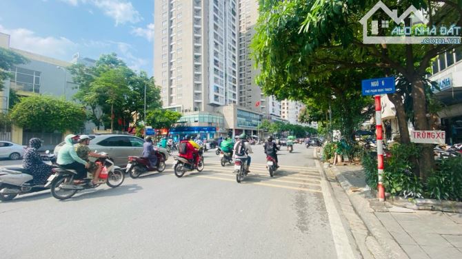 Mặt phố Phạm Ngọc Thạch, vỉa hè 5m, KD, thông sàn, DT40tr, hoàn công 63m2*4T