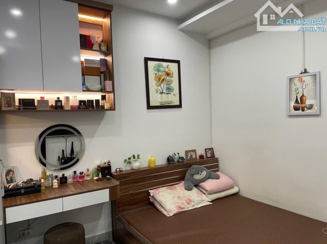 CHUNG CƯ N2C HOÀNG MINH GIÁM 58.3M2, 2PN, 2WC, FULL NỘI THẤT, VIEW CÔNG VIÊN, GIÁ 5.65 TỶ