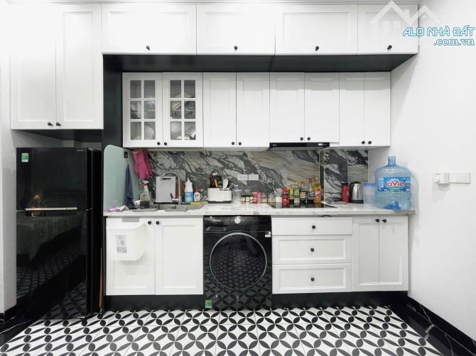 Toà CHDV Vĩnh Phúc lô góc thông tứ tung gần ĐH RMIT 50m2*5T 8PN KK full nội thất, PCCC - 5
