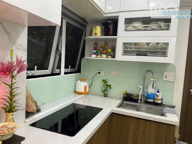 CHUNG CƯ N2C HOÀNG MINH GIÁM 58.3M2, 2PN, 2WC, FULL NỘI THẤT, VIEW CÔNG VIÊN, GIÁ 5.65 TỶ