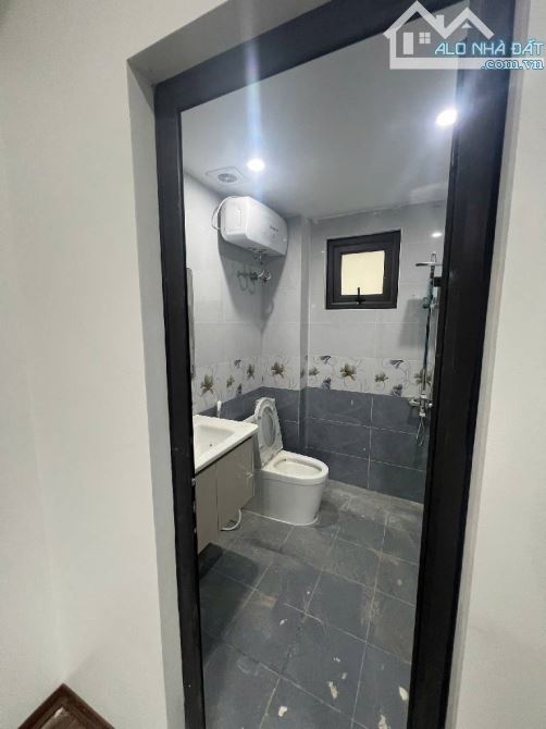 MẶT NGÕ THÔNG – KINH DOANH ĐỈNH – OTO ĐỖ CỬA – NHÀ 3 THOÁNG VĨNH VIỄN – VỊ TRÍ VÀNG HAI BÀ