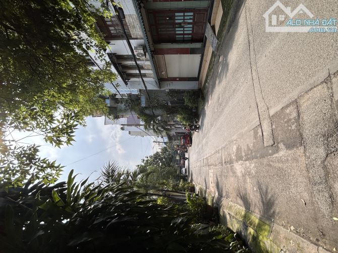 Mặt tiền kinh doanh chợ An Nhơn ngang 9,5m - 6 tầng- nhỉn nhẹ 7tỷ