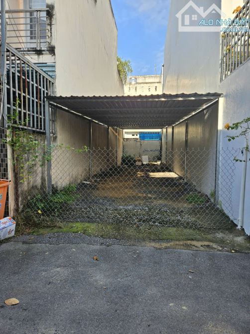 cho thuê đất trống hẻm 12 đường 339 phường phước long thành phố hồ chí minh