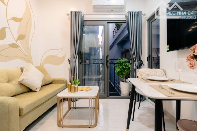 Chính chủ bán nhà Vũ Ngọc Phan, đường ô tô 2 mặt tiền 5m nhà 8 tầng