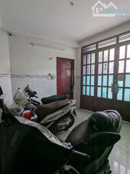 Mặt tiền kinh doanh chợ An Nhơn ngang 9,5m - 6 tầng- nhỉn nhẹ 7tỷ - 1