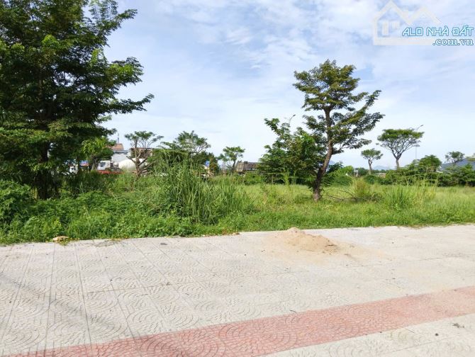 CỰC ĐẸP ĐẤT MẶT TIỀN TÔN THẤT DƯƠNG KỴ,SONG SONG VÕ CHÍ CÔNG,BÊN LÔ GÓC LÊ QUẢNG CHÍ-6.5TỶ - 1