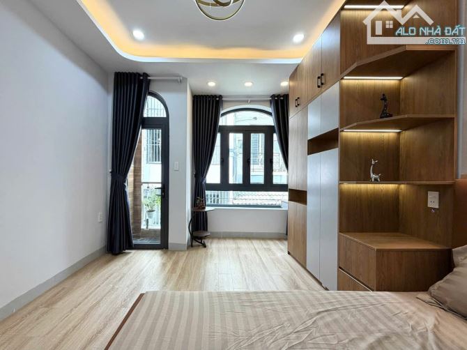 PHÚ NHUẬN -XÂY MỚI 100% HXH SÁT MẶT T.IỀN HOÀNG VĂN THỤ 37M2 3 TẦNG 4 PN CHỈ 8.95 T.ỶTL - 1