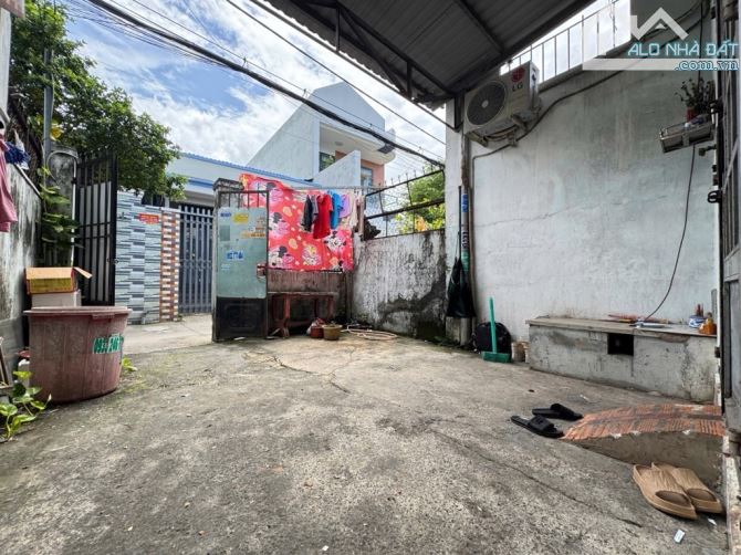 DÃY TRỌ 5 PHÒNG ĐƯỜNG NGUYỄN THỊ SÓC HÓC MÔN - 4,1x27M- DT 10TR/THÁNG-GIÁ CHỈ 3,65 TỶ - 1