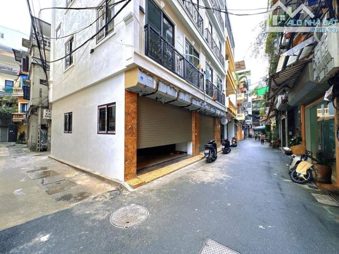 LÔ GÓC 3 MẶT NGÕ HOÀNG QUỐC VIỆT 55m2, 6T THANG MÁY, MT 5.5m - 21 TỶ GARA ÔTÔ, KINH DOANH