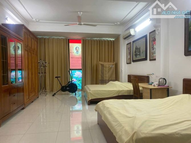 Bán nhà mặt phố Trần Quang Diệu, Q Đống Đa, 80m2, 6 tầng, thang máy MT 5m, giá 40 tỷ.