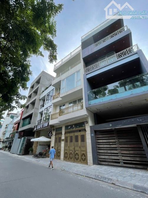 DUY NHẤT MẶT PHỐ NHẬT CHIÊU – VIEW HỒ TÂY – DT 220M² – 6 TẦNG – MT 13.9M – GIÁ 203 tỷ