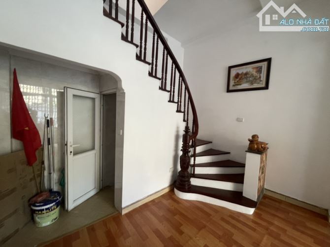 NGÕ QUỲNH - KINH DOANH CỰC TỐT - Ô TÔ ĐỖ CỬA VÀO NHÀ - 3 THOÁNG VĨNH VIỄN - VỊ TRÍ VÀNG.