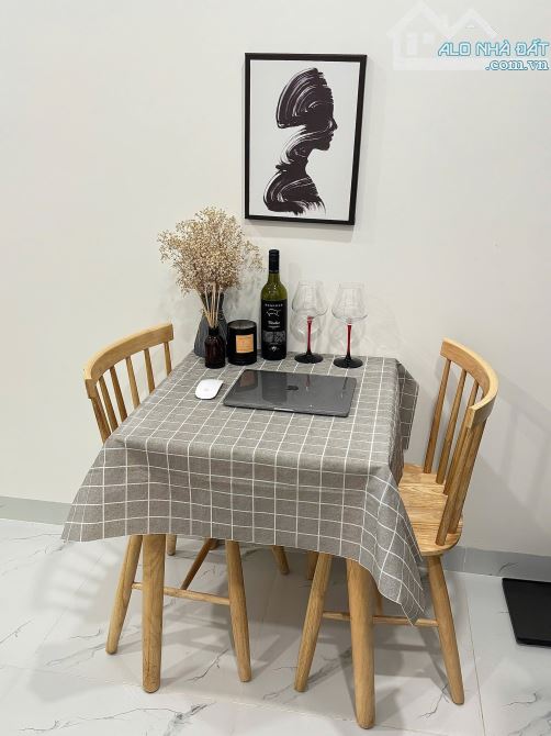 Cho thuê căn hộ cửa sổ Quận 4, Full nội thất gần Hoàng Diệu cầu Ông Lãnh Quận 1 - 3