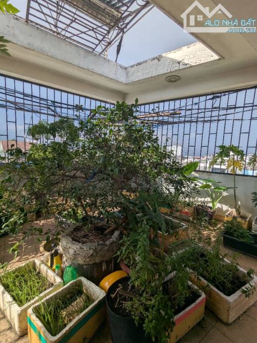 Mặt tiền kinh doanh chợ An Nhơn ngang 9,5m - 6 tầng- nhỉn nhẹ 7tỷ - 4