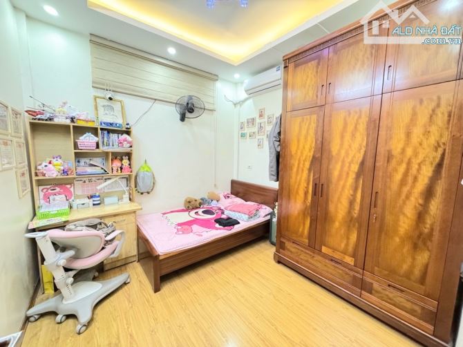 NHÀ ĐẸP HOÀNG LIỆT LINH ĐÀM Ô TÔ ĐỖ CỔNG Ở NGAY