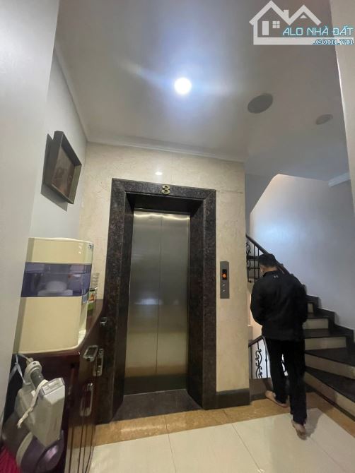 7T thang máy mặt phố Tây Sơn, thông sàn, vỉa hè 5m, KD vippro, ở+cho thuê 30tr