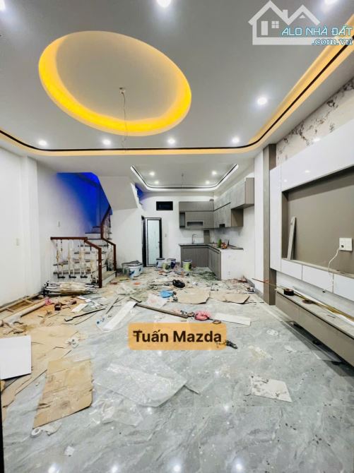 Bán nhà 3 tầng Kỳ Bá đang hoàn thiện như ảnh