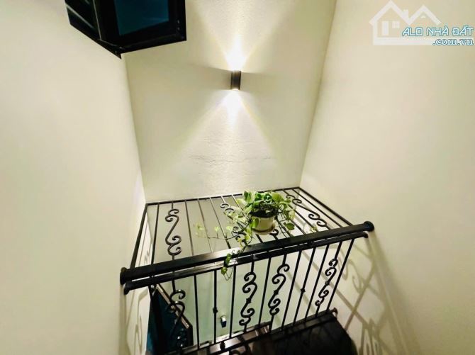 Bán Nhà Trung Tâm Cầu Giấy - Hà Nội - Siêu Đẹp