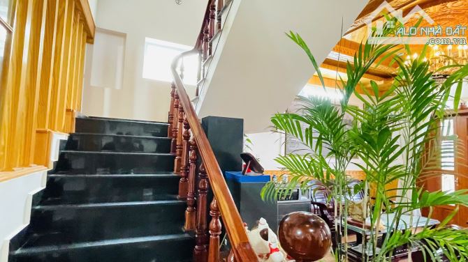 🚗 Cực Hiếm! Nhà Hẻm Xe Hơi P.09 – Diện Tích Đẹp, Vừa Ở Vừa Kinh Doanh Homestay! - 1