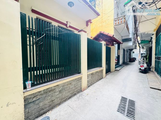 P lô vip Kim Ngưu, oto qua, chủ thiện chí, 76m2 sổ x mtiền 7m, nhà dân xây. Giá 23 tỷ