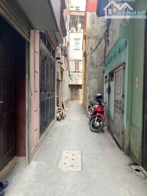 Trường Chinh - CCMN - Dòng tiền 450tr/năm - 9 phòng khép kín - Ngõ thông ra ĐH Y