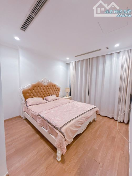 BÁN CHUNG CƯ VINHOMES TIMES CITY – MINH KHAI, HAI BÀ TRƯNG. 79M² – 2PN . 11, 18 TỶ.