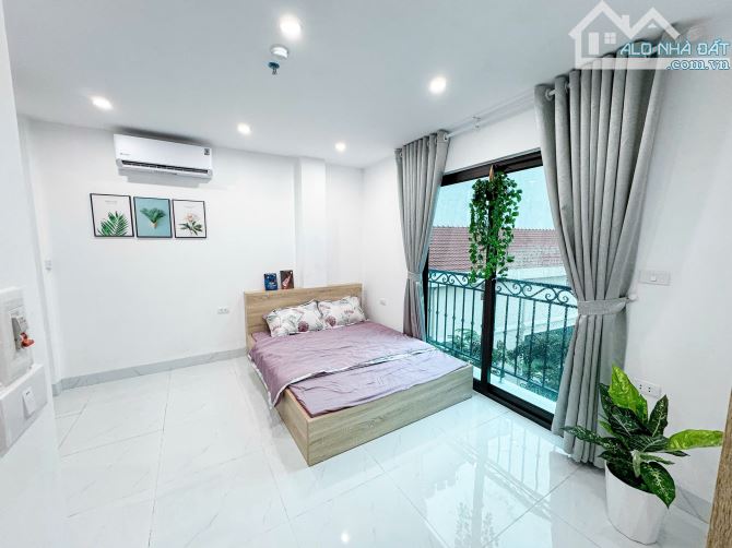 Cho Thuê CCMN 12 Chính Kinh Thanh Xuân 25m2 Studio Cửa Sổ Ban Công Giếng Giời Thang Máy - 1
