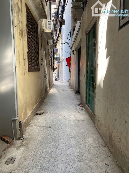 Khâm Thiên - Lô góc thoáng sáng - Ngõ nông thông - Cách phố 25m - DT 600tr/năm