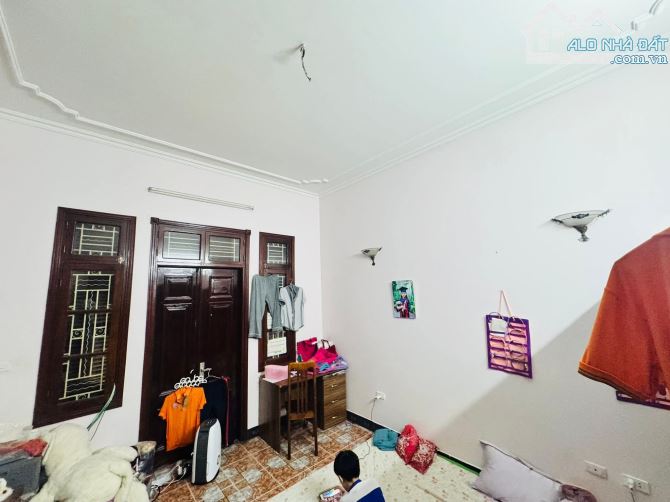 P lô vip Kim Ngưu, oto qua, chủ thiện chí, 76m2 sổ x mtiền 7m, nhà dân xây. Giá 23 tỷ