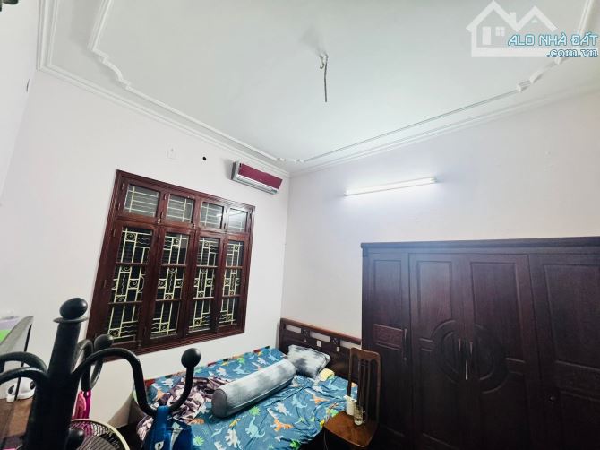 P lô vip Kim Ngưu, oto qua, chủ thiện chí, 76m2 sổ x mtiền 7m, nhà dân xây. Giá 23 tỷ