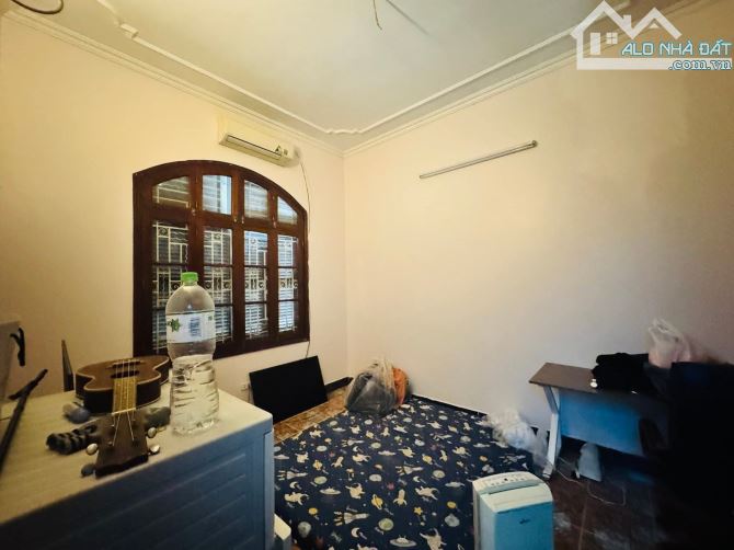 P lô vip Kim Ngưu, oto qua, chủ thiện chí, 76m2 sổ x mtiền 7m, nhà dân xây. Giá 23 tỷ