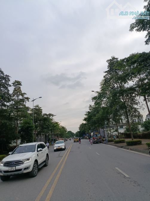 HOT – ĐẤT ĐẸP THẠCH BÀN – 50M² – NGÕ CỰC NÔNG – GẦN CỔ LINH – NHỈNH 6 TỶ – CHÍNH CHỦ