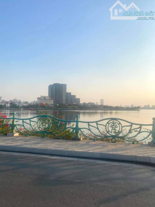 TOÀ APARTMENT TÂY HỒ – DT 267M² – 8 TẦNG – MT 8.2M – GIÁ 93.8 TỶ