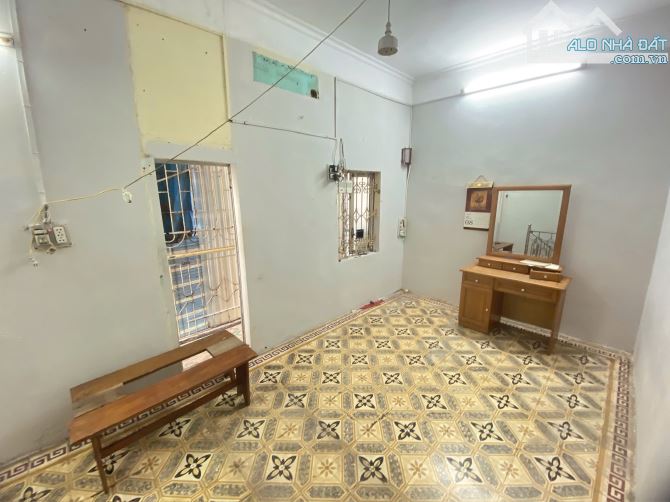 NHÀ TẠ QUANG BỬU HAI BÀ TRƯNG 19m 5 TẦNG MẶT TIỀN 5.8m 5TỶ650