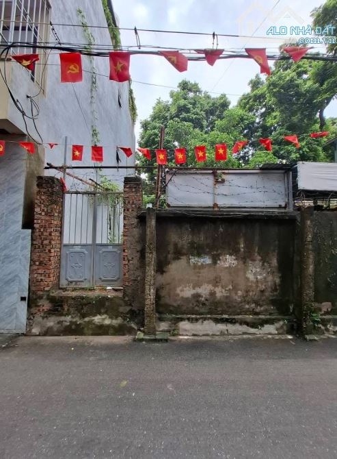 BÁN NHÀ TÂY HỒ TRÍCH SÀI NGÕ OTO TRÁNH KINH DOANH SỔ ĐỎ 50m2 ĐẤT. Chỉ 14.8 TỶ