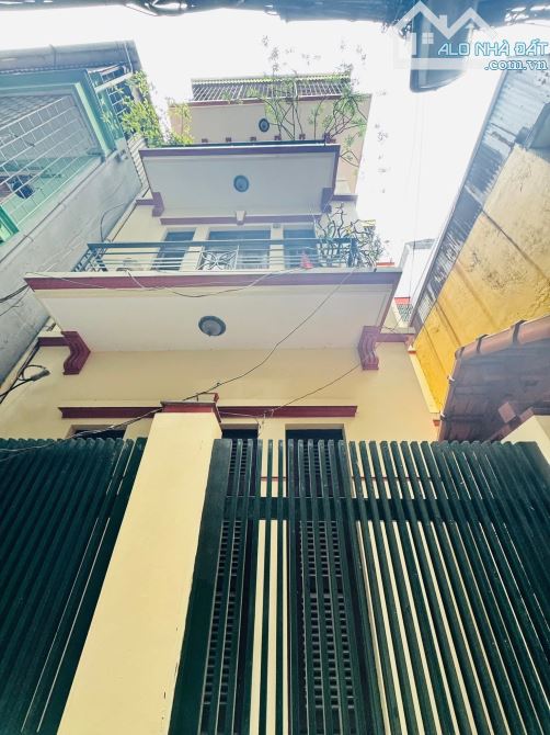 P lô vip Kim Ngưu, oto qua, chủ thiện chí, 76m2 sổ x mtiền 7m, nhà dân xây. Giá 23 tỷ