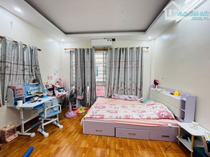 Bán nhà Hà Đông phố Nhuệ Giang, 11.5 tỷ, 42m2, phân lô, ô tô tránh, dân trí cao. - 2