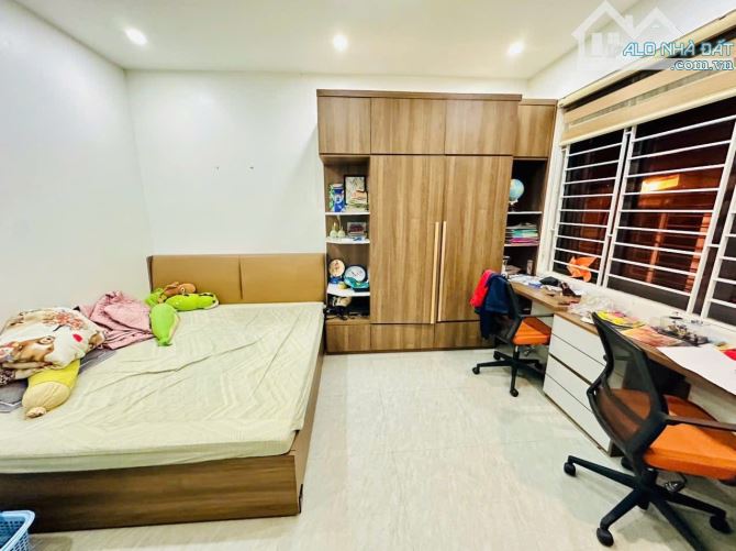 Bán Nhà Trung Tâm Cầu Giấy - Hà Nội - Siêu Đẹp