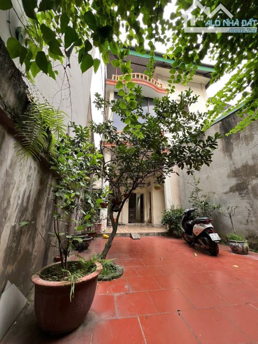 CHÍNH CHỦ bán nhà Ngách 305 Ngõ Quỳnh, Thanh Nhàn, dt lớn