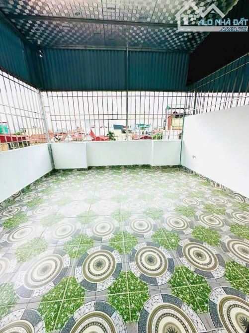 Nhà Cổ Linh Long Biên Đối Diện AEON DT.35m Ngõ ôtô Giá Nhỉnh 6 Tỷ Nhà Bên Đang Bán 8 Tỷ ồi