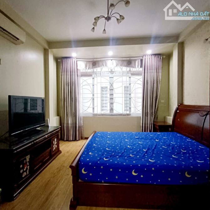 BÁN NHÀ ĐẸP PHỐ ĐÀO TẤN _ TT BA ĐÌNH _ VỊ TRÍ ĐẸP _ THUẬN TIỆN DI CHUYỂN