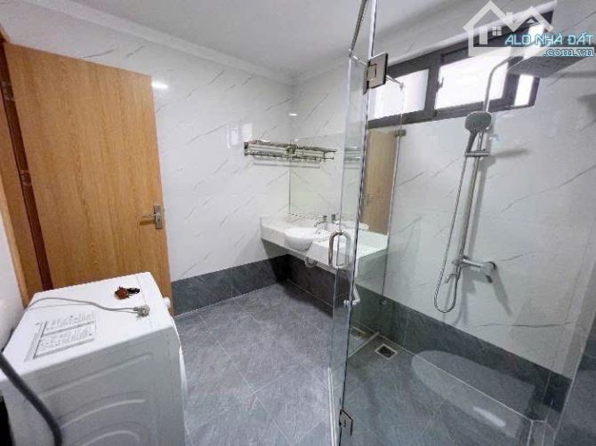 Khâm Thiên - Lô góc thoáng sáng - Ngõ nông thông - Cách phố 25m - DT 600tr/năm