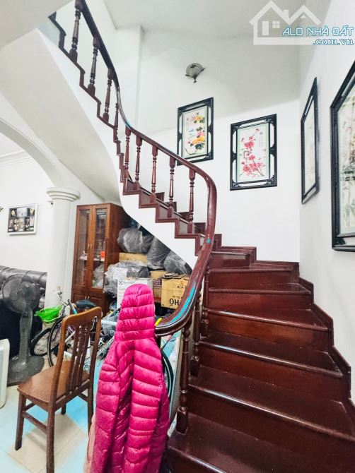 P lô vip Kim Ngưu, oto qua, chủ thiện chí, 76m2 sổ x mtiền 7m, nhà dân xây. Giá 23 tỷ