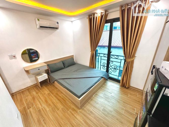 Bán toà CHDV Tôn Thất Tùng sổ vuông giá rẻ, ngõ thông KD, gần ĐH Y HN 50m2*6T 10PN, PCCC