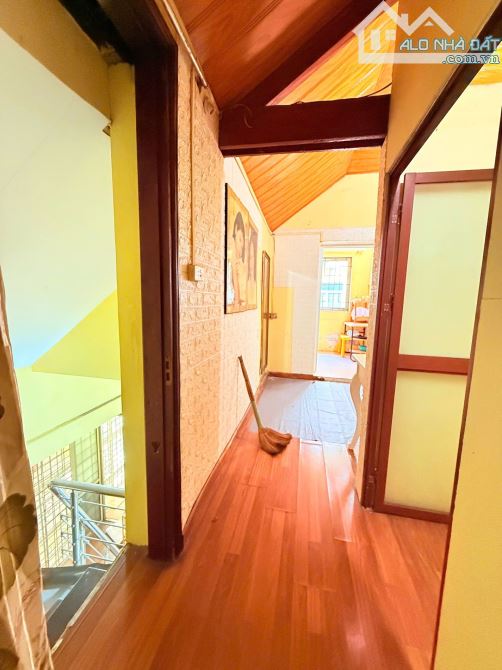 BÁN TẬP THỂ CỰC RỘNG – DUPLEX TẦNG 2+3, THÁI THỊNH, ĐỐNG ĐA. 200M2 – 3PN. 5,75 TỶ