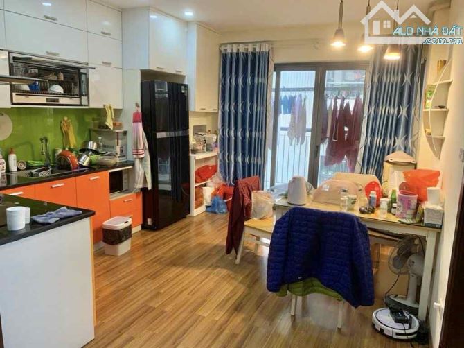 Bán căn hộ chung cư phố trường chinh tt đống đa hai thoáng nhà đẹp ở luôn