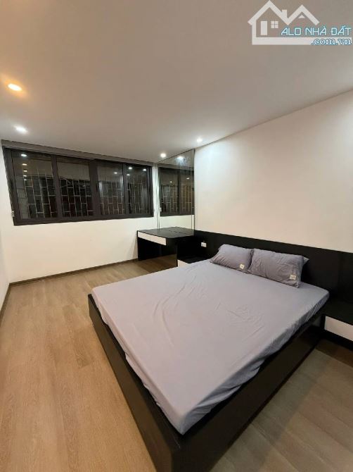 Bán nhà Kim Mã, Ba Đình 32m2; 5 tầng mới, công năng đủ 3 ngủ. Nhỉnh 8đ