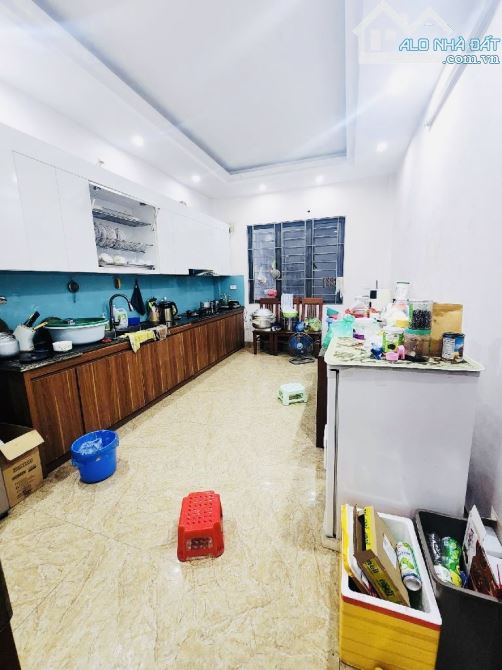 BÁN NHÀ PHỐ TRẦN ĐẠI NGHĨA- Q. HBT-PHÂN LÔ CB TRƯỜNG ĐH KTQD -80m2-4 tầng-18.5 tỷ có TL