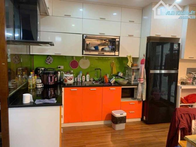 Bán căn hộ chung cư phố trường chinh tt đống đa hai thoáng nhà đẹp ở luôn